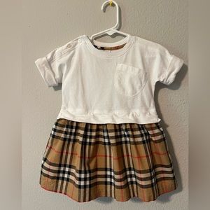 Burberry infant dress